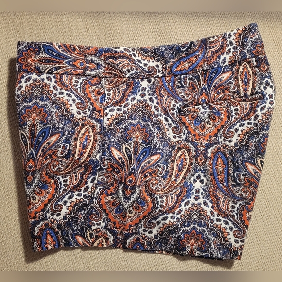 J Crew  Paisley Print Women's Shorts - Picture 3 of 4